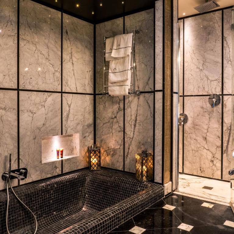 Hotel Villa Carlotta - One-Bedroom Suite - 7