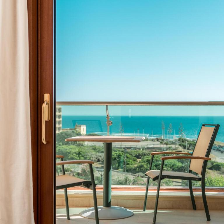 Smy Carlos V Wellness & Spa Alghero - Camera Matrimoniale con Balcone e Vista Mare - 1