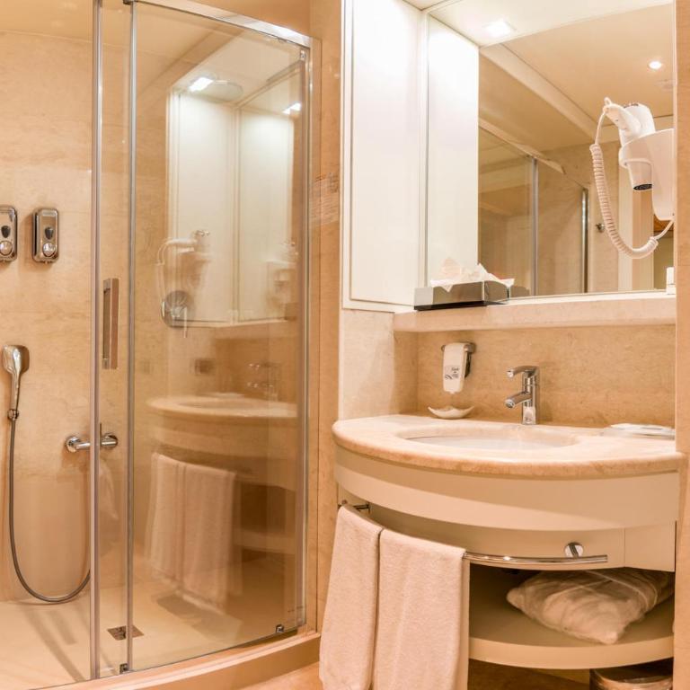 Smy Carlos V Wellness & Spa Alghero - Camera Matrimoniale con Balcone e Vista Mare Frontale - 2