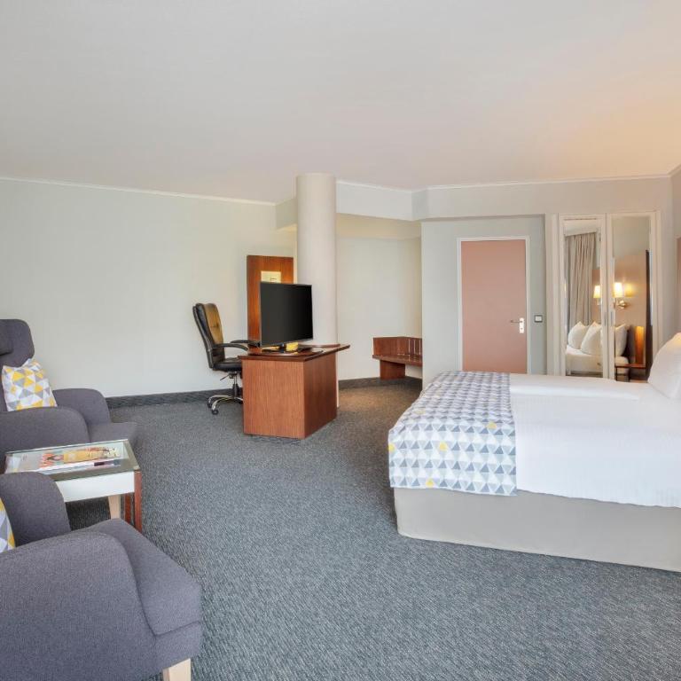 Holiday Inn Munich - South by IHG - Premium Zimmer - 4