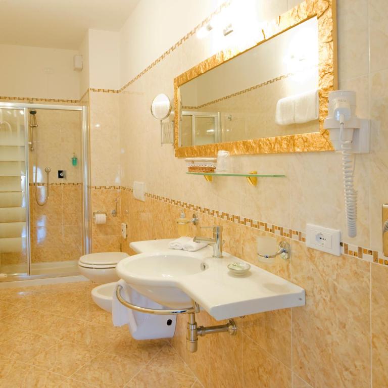 Borgo dei Poeti Romantik Hotel - Camera Matrimoniale Standard - 1