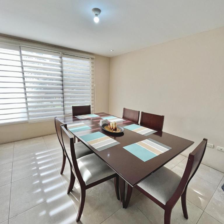 VFC Suites Cuenca - Ecuador - Apartamento de 3 dormitorios - 7