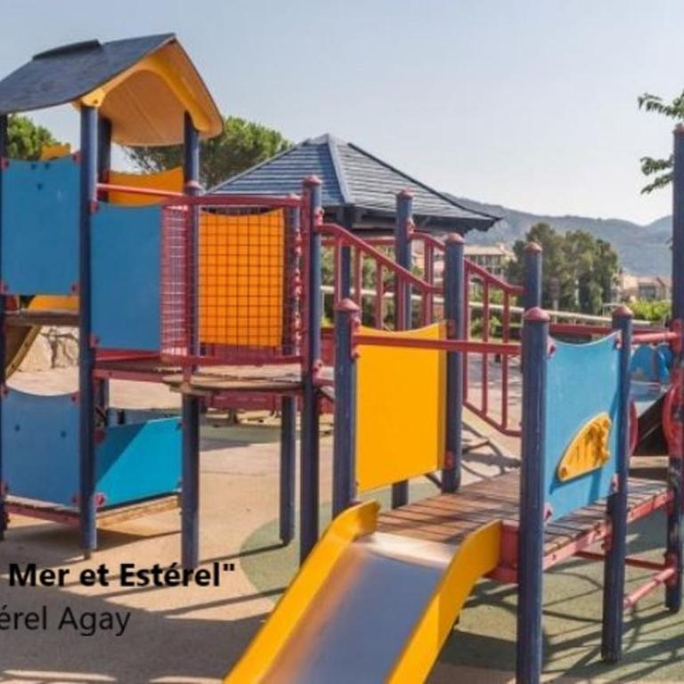 "Location Vue MER et ESTEREL", Cap Estérel Agay-Saint Raphaël, T2, piscines, parking, wifi - Apartment mit 1 Schlafzimmer - 30