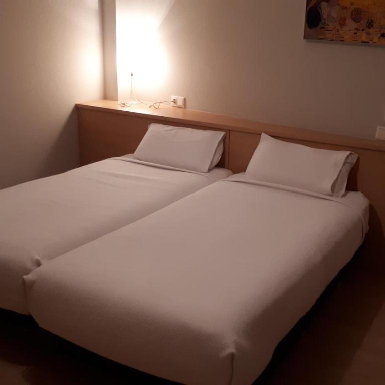 Blanco Albergue - Habitación Doble - 2 camas - 3