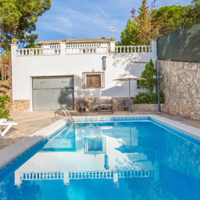 2Con - Lloret de Mar - Villa with Private Pool - 3