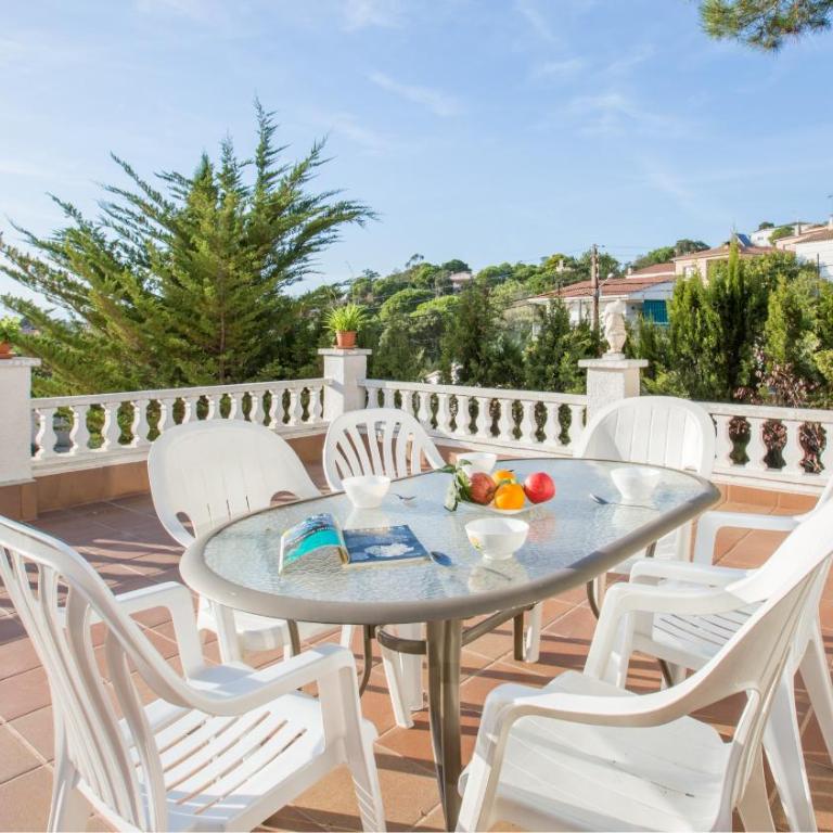 2Con - Lloret de Mar - Villa with Private Pool - 6