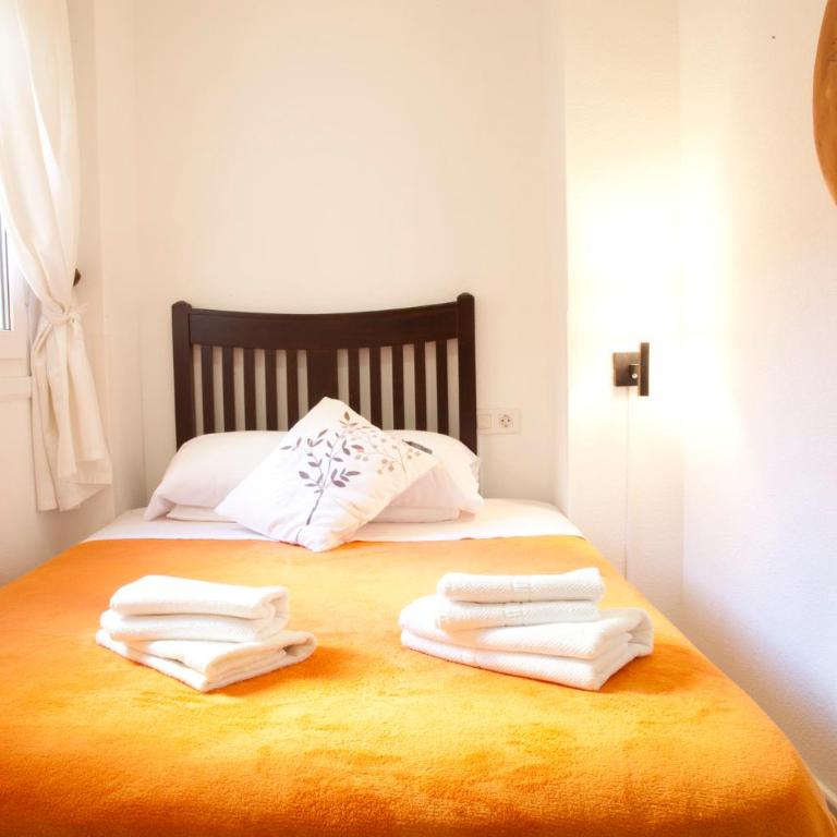 Apartamentos Carolina - Apartamento de 2 dormitorios con vistas a la calle (5 adultos) - 18