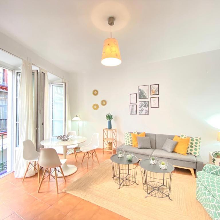 SuperB Apartment in downtown of Sevilla ,parking optional, Top !! - Apartamento de 1 dormitorio - 3