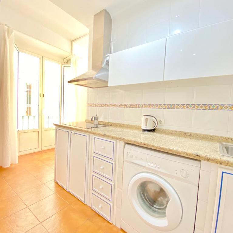 SuperB Apartment in downtown of Sevilla ,parking optional, Top !! - Apartamento de 1 dormitorio - 28