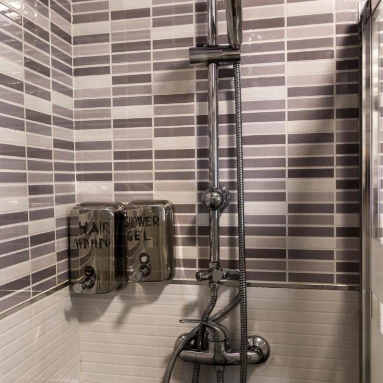 R&M ALOJAMIENTOS C/SIERPES 46 - Apartamento de 1 dormitorio - 32