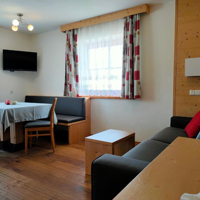 Chi Plans - Appartamento con 2 Camere da Letto - 9
