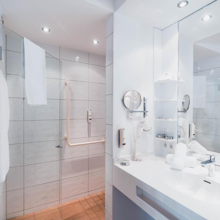Felbermayer Hotel & AlpineSpa-Montafon - Premium Doppelzimmer mit Balkon - 3