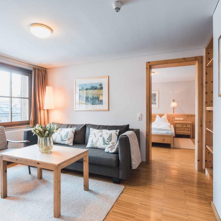 Felbermayer Hotel & AlpineSpa-Montafon - Suite mit 1 Schlafzimmer und Balkon - 1