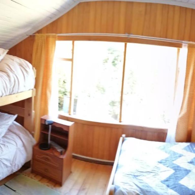 Chiloé-Quemchi Casa con vista al mar y sendero a la playa - Three-Bedroom House - 6