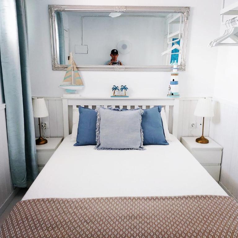 Canarian blue Suite tropical garden view & Pool - Apartamento de 1 dormitorio - 20