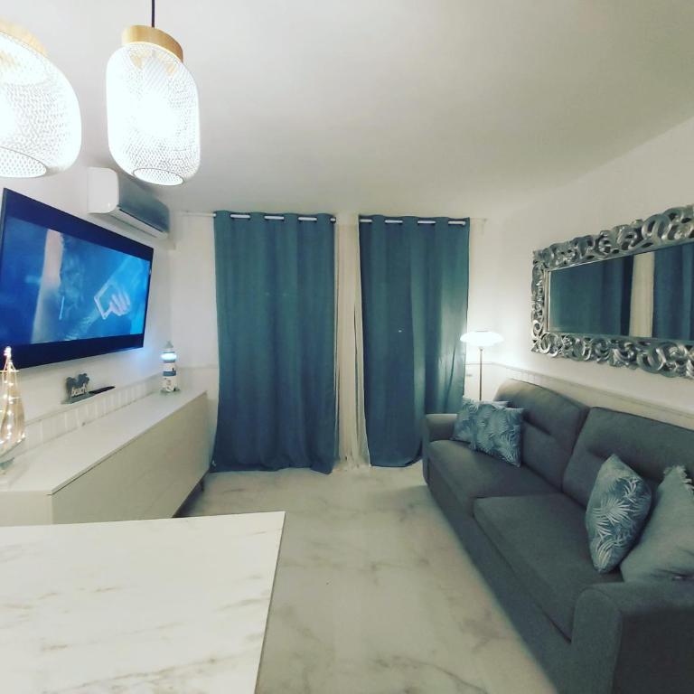 Canarian blue Suite tropical garden view & Pool - Apartamento de 1 dormitorio - 49