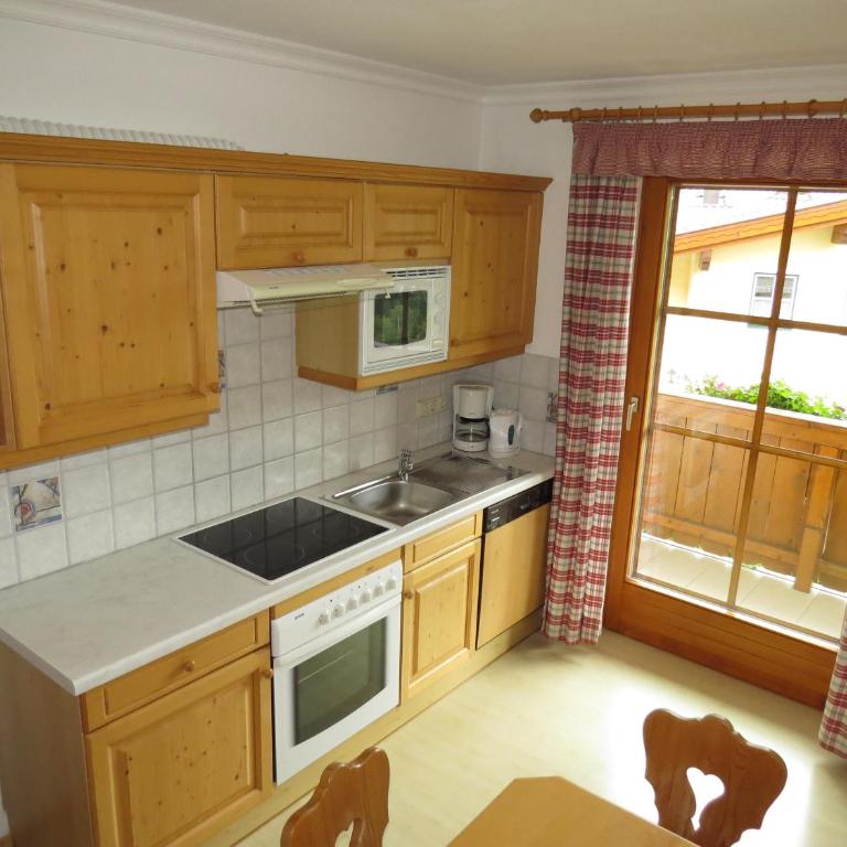 Landhaus Dorfer - Apartment mit 2 Schlafzimmern - 15