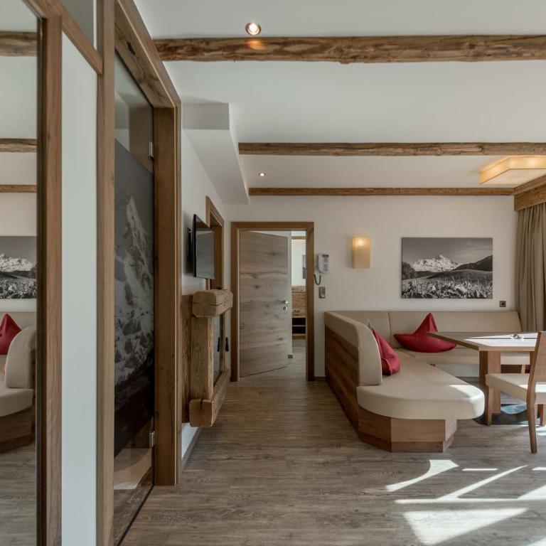The Lodge by Regina - Apartment mit 2 Schlafzimmern und Balkon - 5
