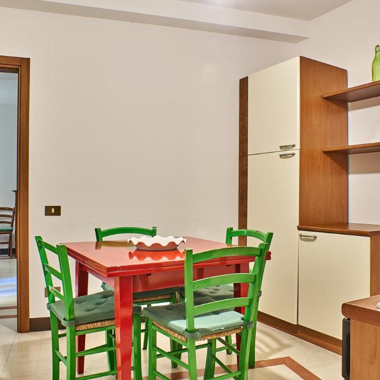Trilocale in centro - Appartamento con 2 Camere da Letto - 6