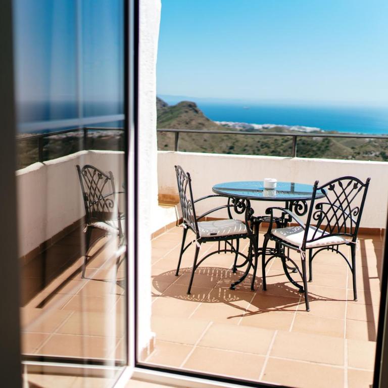 Boutique Hotel Mamabels - Habitación Doble con vistas al mar - 23