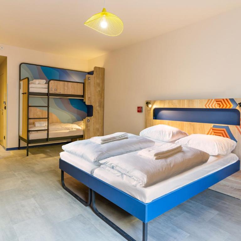 MEININGER Marseille Centre la Joliette - Chambre Quadruple - 3