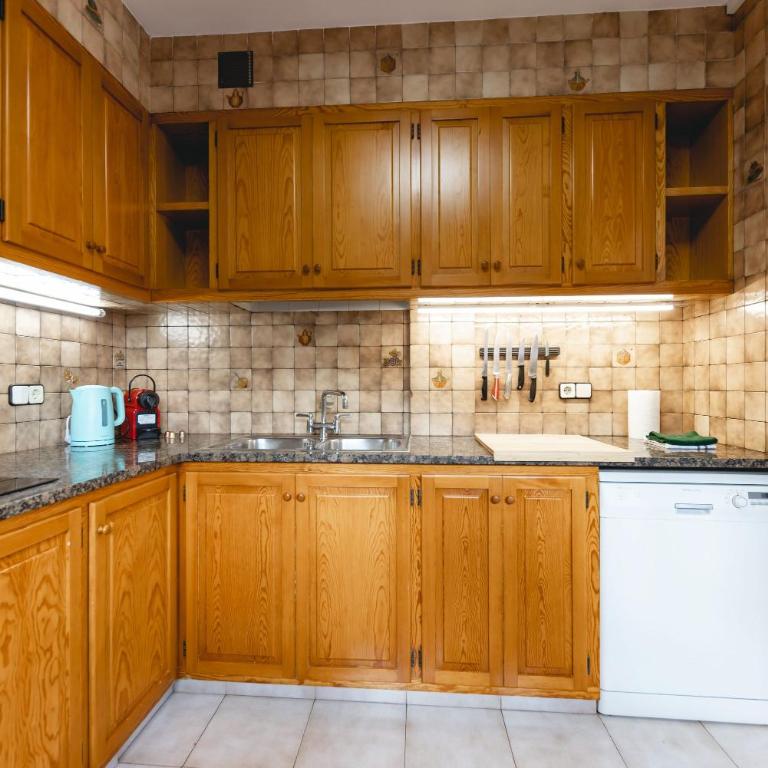 Bravissimo El Lleó, bright 4-bedroom apartment - Apartamento - 14