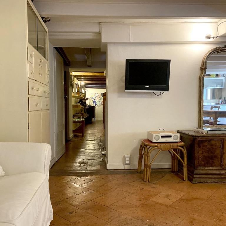 Fascinating central hideaway in a physicist’s home - Appartamento con 1 Camera da Letto - 8
