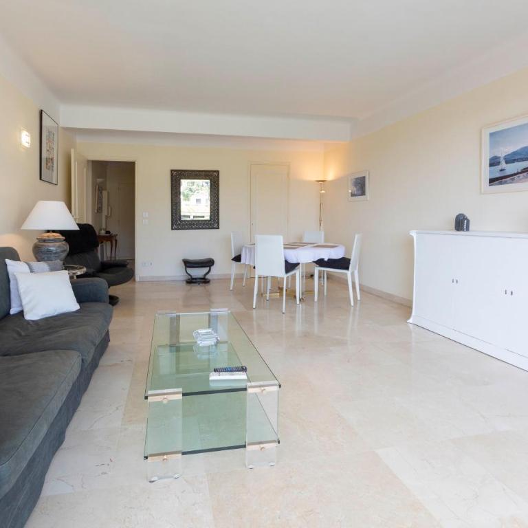 Appartement entièrement équipé de 105 m2 avec vue mer et collines - Appartement 3 Chambres - 5
