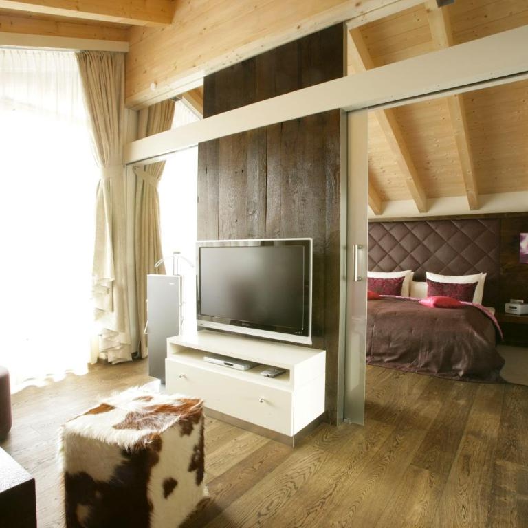 Hotel Maximilian - Hochzeitssuite - 4