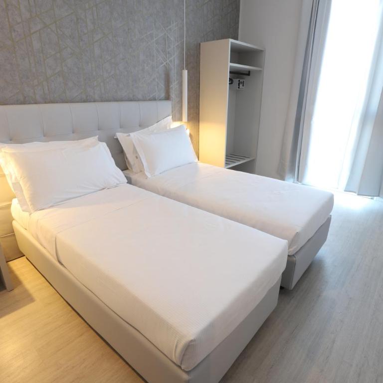 Cadorna Luxury Hotel - Camera Doppia con Letti Singoli - 2