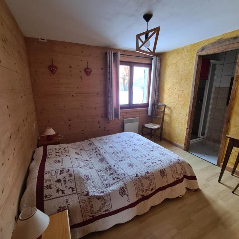 Apartment Residence Les Alpages - Three-Bedroom Apartment - 11