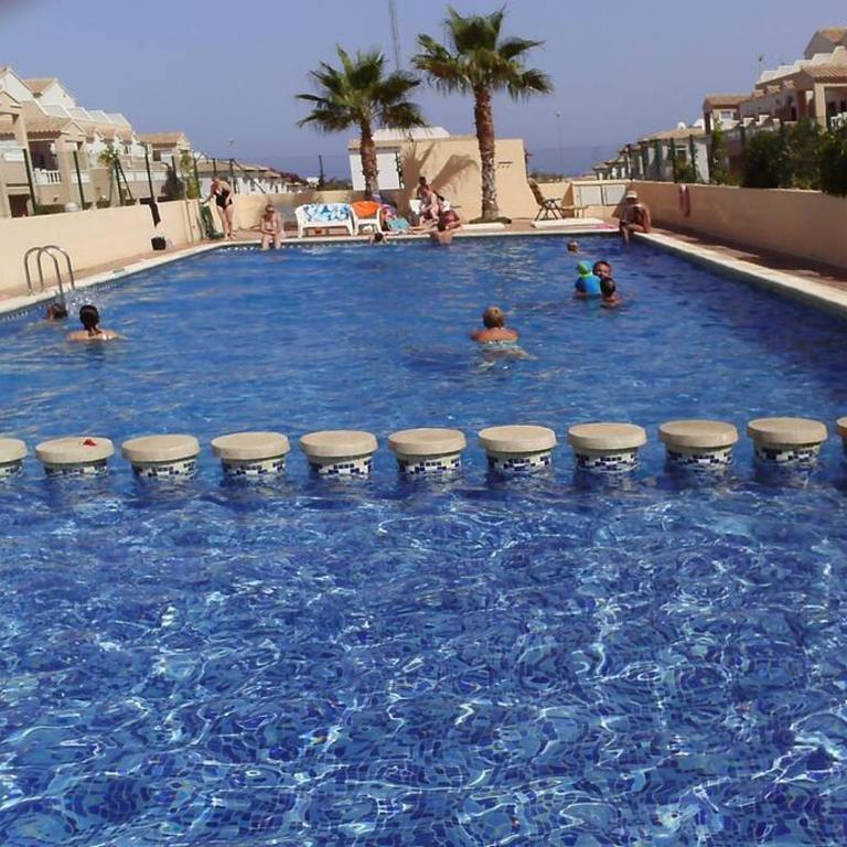 Sunny Getaway in Orihuela Costa - Casa de 2 dormitorios - 1
