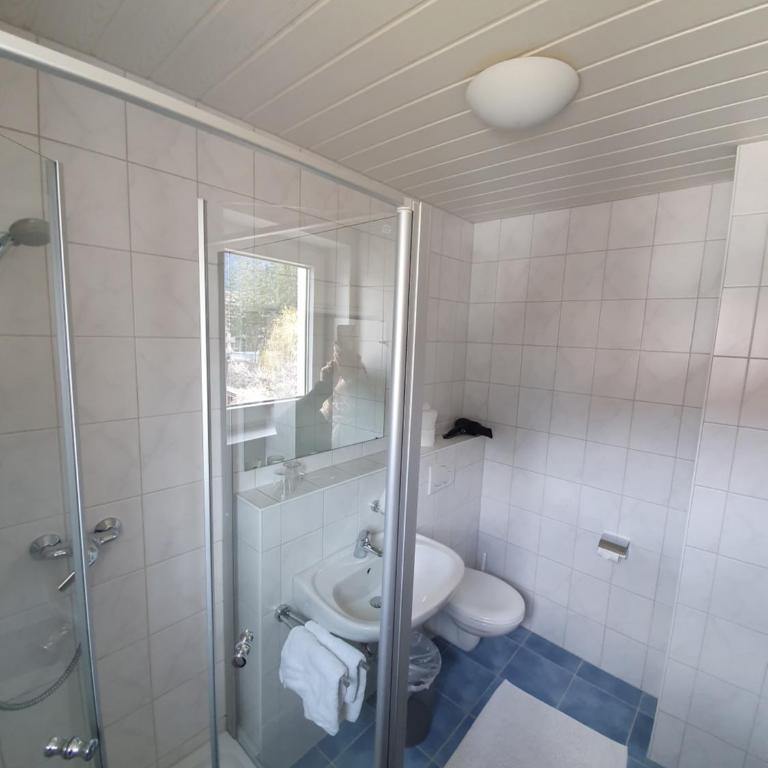Gästehaus Alpenkranz - Doppelzimmer mit Balkon - 1