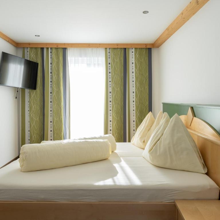 Eggerhof - Superior Doppelzimmer mit Balkon - 5