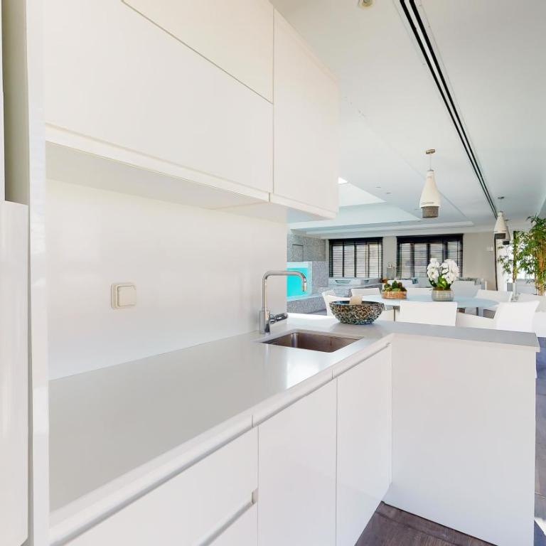 THE POOL HOUSE Cannes - Apartamento - 2 niveles - 47