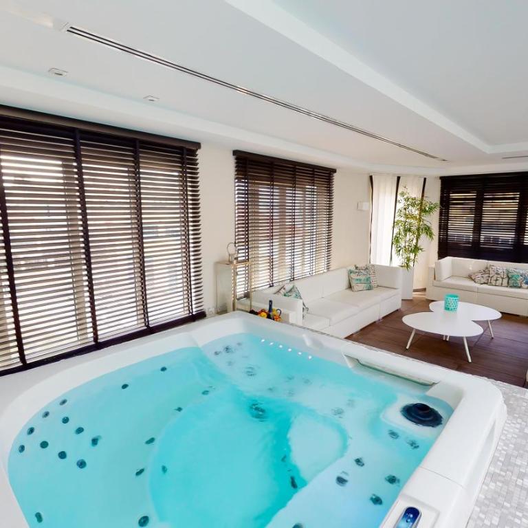 THE POOL HOUSE Cannes - Apartamento - 2 niveles - 52