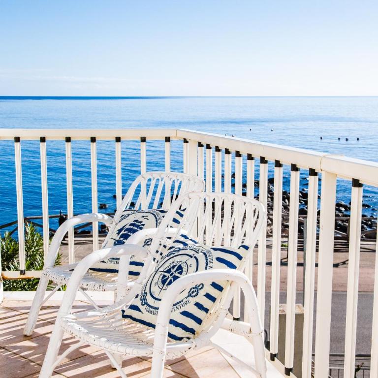 Terrazza Lungomare, e sei in spiaggia... - Appartamento con 2 Camere da Letto - 9