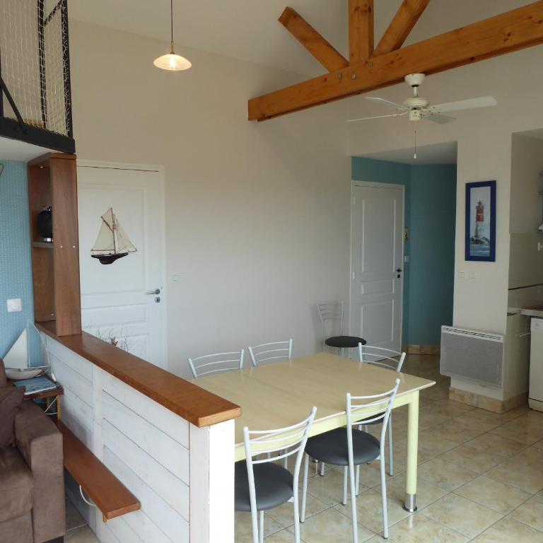 REF 146 Appartement pour quatre personnes jolie vue Port Crouesty ARZON - Appartement avec Terrasse - 5