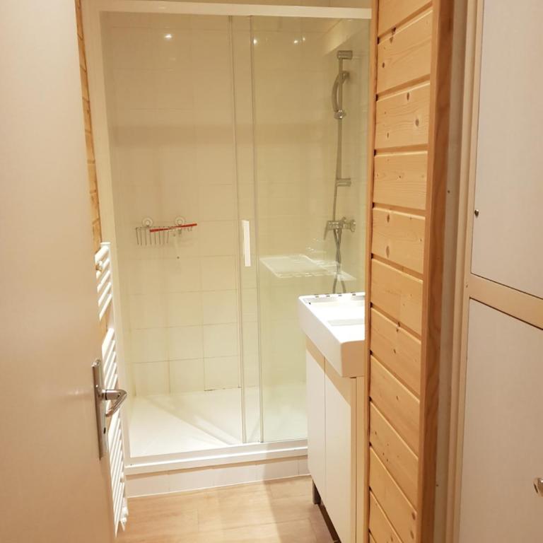 La Maison des Familles 10 appartements - Apartamento de 1 dormitorio - 13