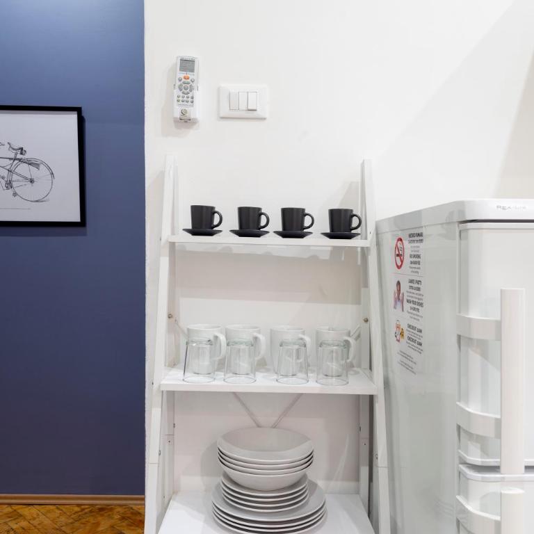 Appartamento Nuovissimo Per 4 Ospiti + Wi-Fi - Appartamento con 1 Camera da Letto - 9