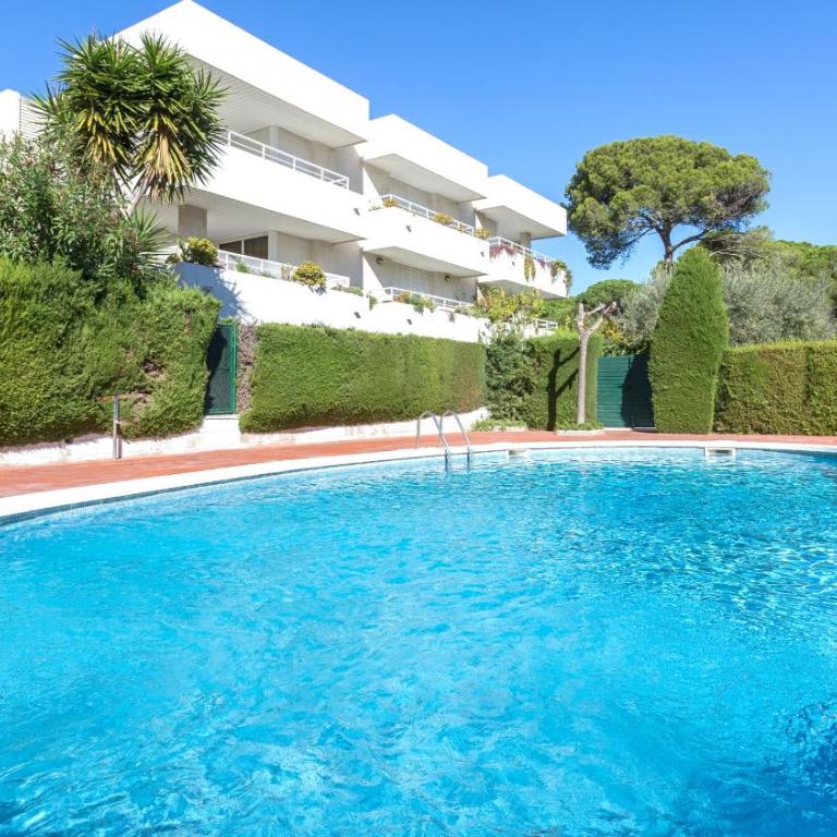 1OP - Pals - Apartamento de 3 dormitorios - 1