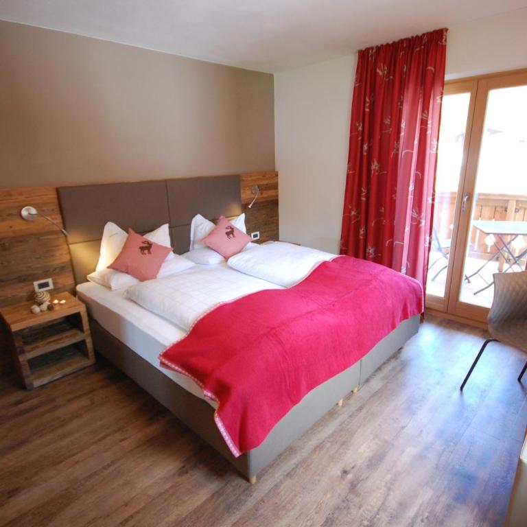 Monti Pallidi B&B Apartments - Superior Double Room with Balcony - 2