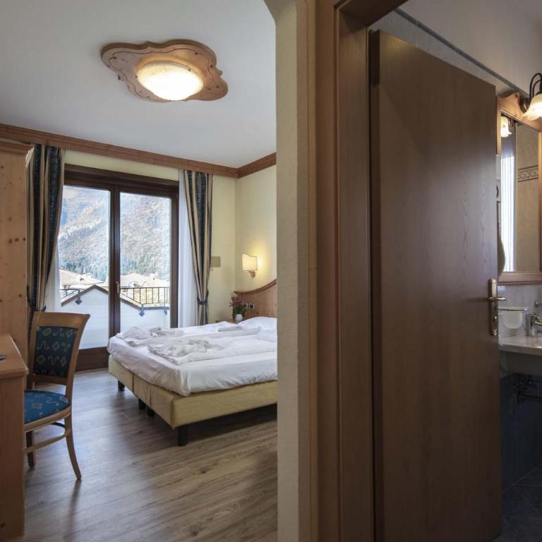 Ariston Lake View Hotel - Doppelzimmer mit Zustellbett - 1