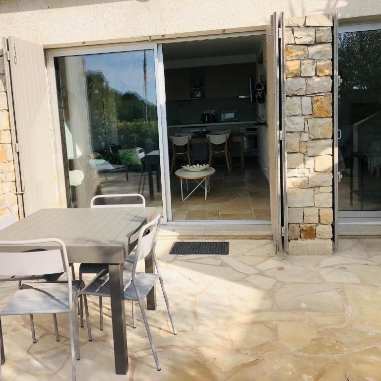 Calanque - Appartement - Vue sur Mer - 32