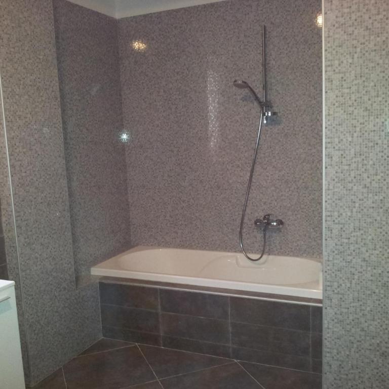 Casa Vacanza Comfort - Appartamento con 3 Camere da Letto - 8
