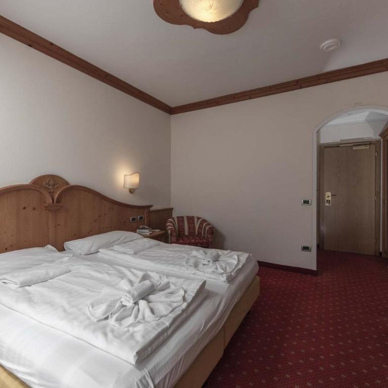 Ariston Lake View Hotel - Doppelzimmer mit Seeblick - 4