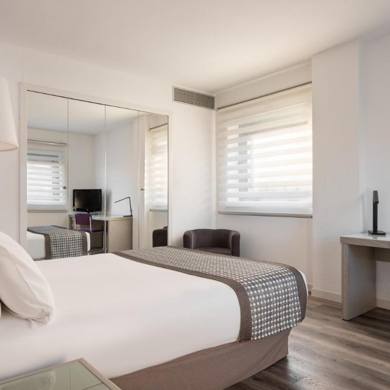 Exe Salamanca - Suite Junior - 3
