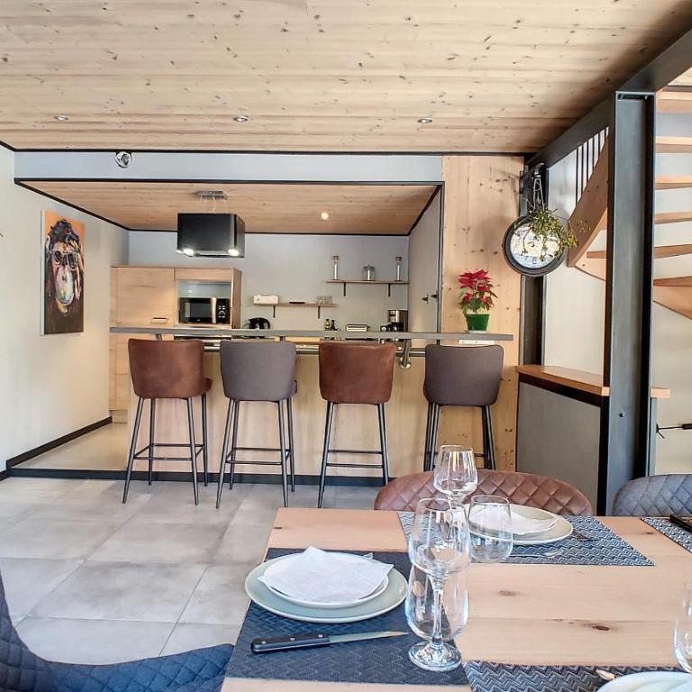 Chalet BAS-THEX 8-10 pers SAINT JEAN D'AULPS- PROCHE MORZINE-WIFI - Chalet - 10