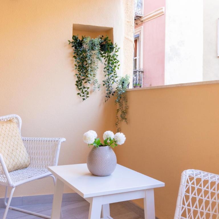 Studio Apartments Boutique Al Bastione di Cagliari - Monolocale con Balcone - 1
