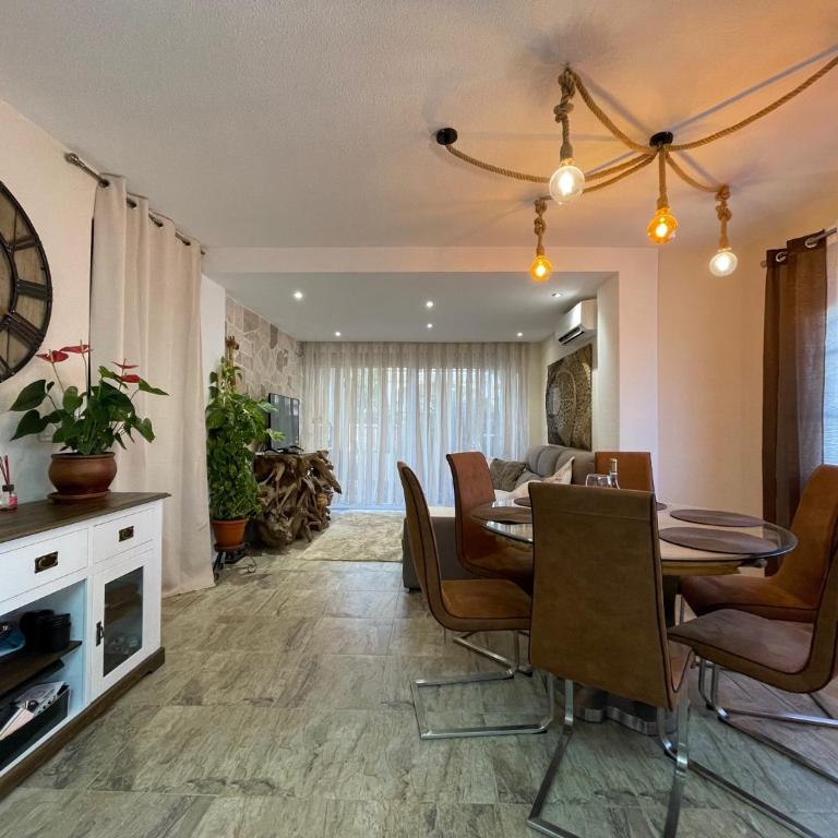 Casa Sol y Luna - Three-Bedroom House - 2